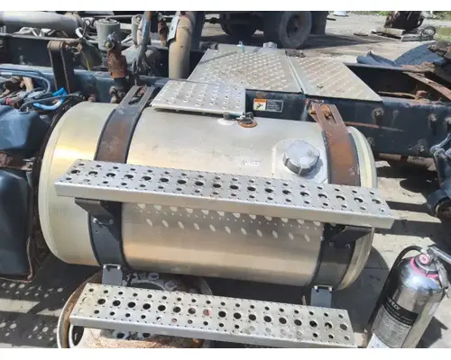 Freightliner Cascadia 125 Fuel Tank