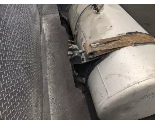 Freightliner Cascadia 125 Fuel Tank