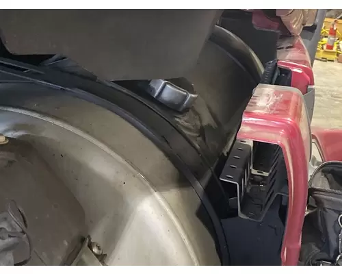 Freightliner Cascadia 125 Fuel Tank