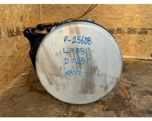 Freightliner Cascadia 125 Fuel Tank