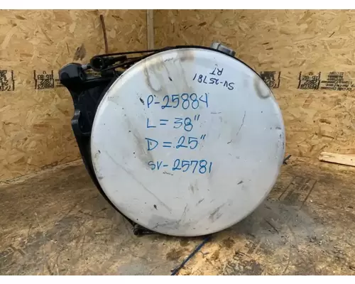 Freightliner Cascadia 125 Fuel Tank