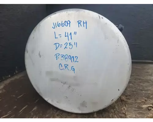 Freightliner Cascadia 125 Fuel Tank