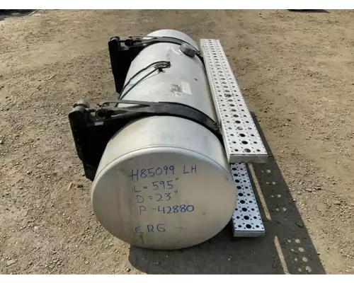 Freightliner Cascadia 125 Fuel Tank