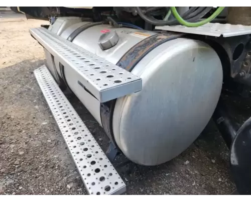 Freightliner Cascadia 125 Fuel Tank