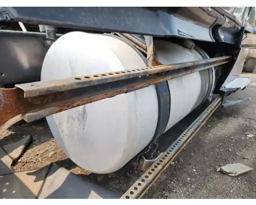 Freightliner Cascadia 125 Fuel Tank