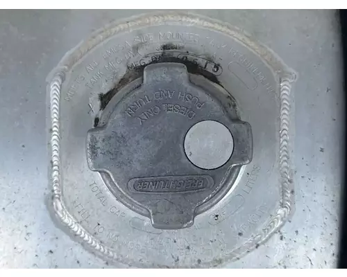 Freightliner Cascadia 125 Fuel Tank