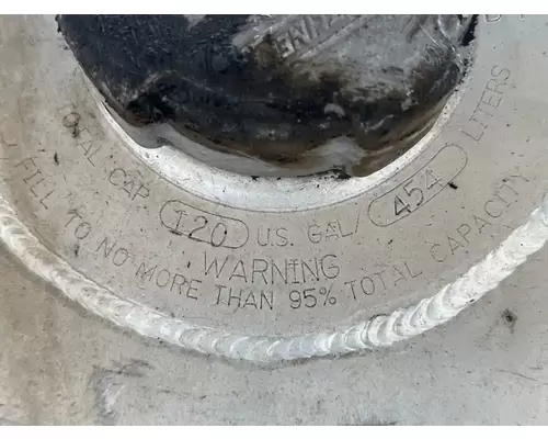 Freightliner Cascadia 125 Fuel Tank