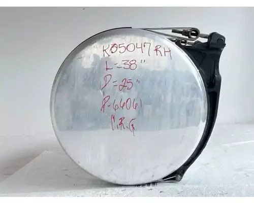 Freightliner Cascadia 125 Fuel Tank