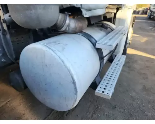 Freightliner Cascadia 125 Fuel Tank