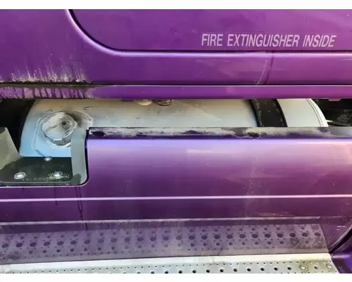 Freightliner Cascadia 125 Fuel Tank