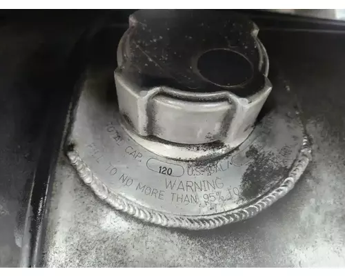Freightliner Cascadia 125 Fuel Tank