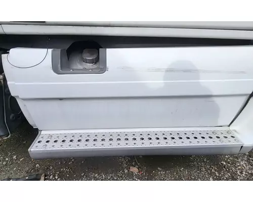 Freightliner Cascadia 125 Fuel Tank