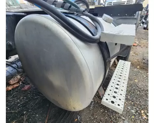 Freightliner Cascadia 125 Fuel Tank