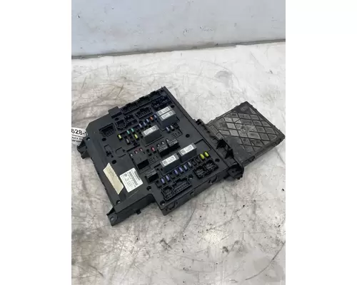Fuse Box FREIGHTLINER Cascadia 125 Frontier Truck Parts