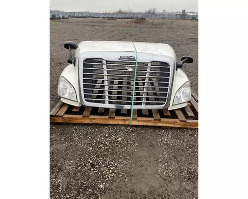 Hood FREIGHTLINER Cascadia 125 Frontier Truck Parts