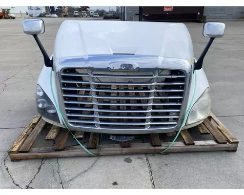 Hood FREIGHTLINER Cascadia 125 Frontier Truck Parts