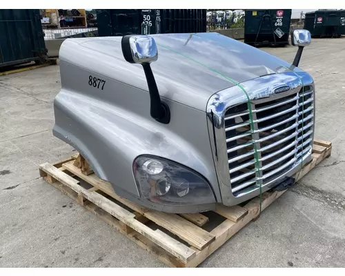 Hood FREIGHTLINER Cascadia 125 Frontier Truck Parts