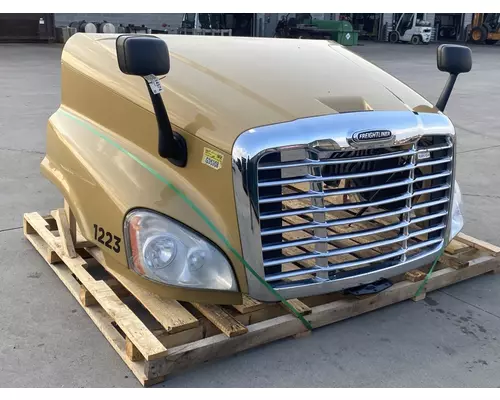 Hood FREIGHTLINER Cascadia 125 Frontier Truck Parts