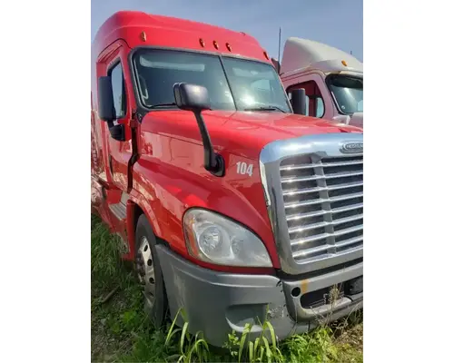 Freightliner Cascadia 125 Hood