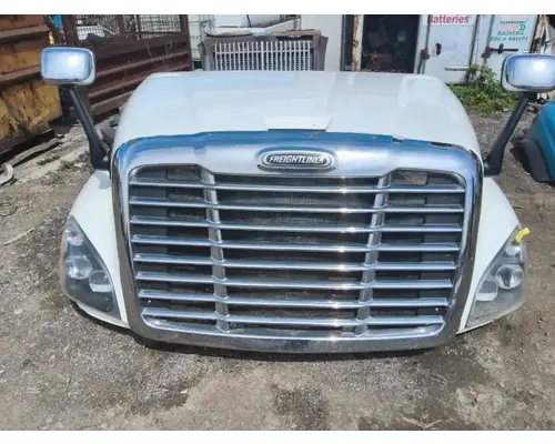 Freightliner Cascadia 125 Hood