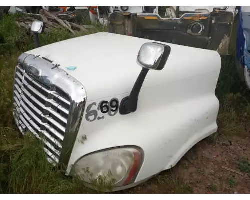 Freightliner Cascadia 125 Hood