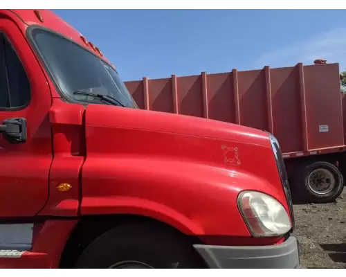 Freightliner Cascadia 125 Hood