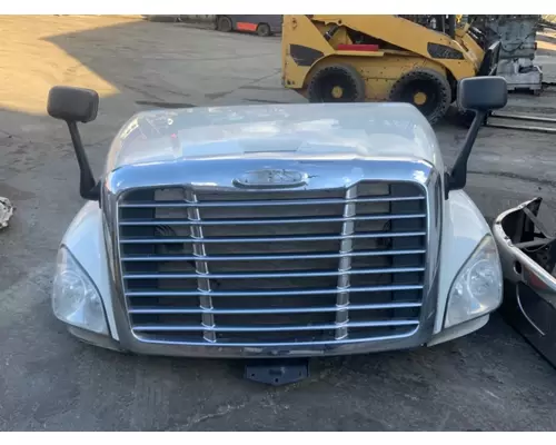 Freightliner Cascadia 125 Hood