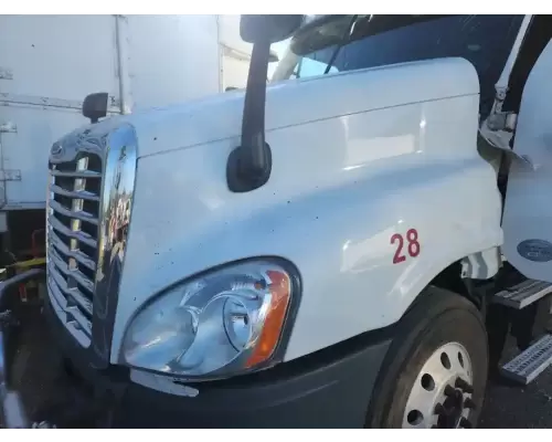 Freightliner Cascadia 125 Hood