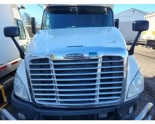 Freightliner Cascadia 125 Hood