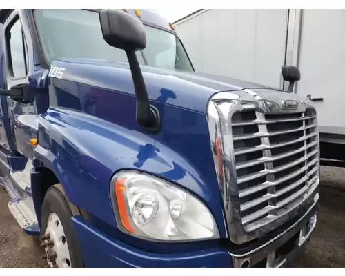 Freightliner Cascadia 125 Hood