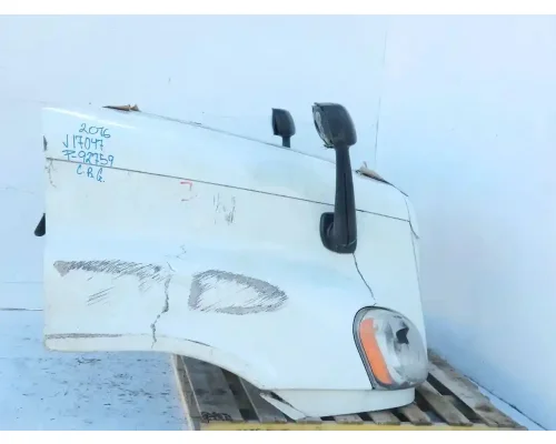 Freightliner Cascadia 125 Hood