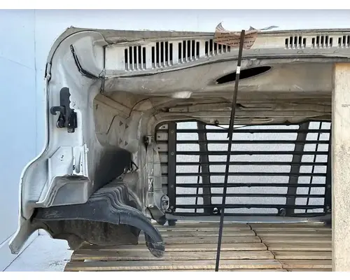 Freightliner Cascadia 125 Hood