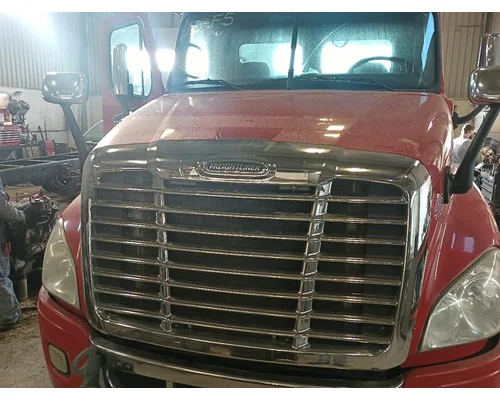 Hood Freightliner CASCADIA 125 Spalding Auto Parts