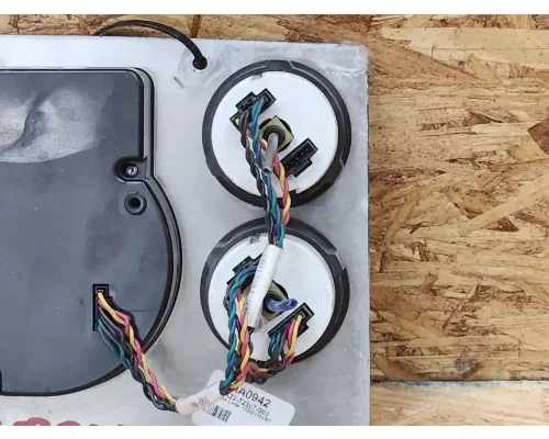 Freightliner Cascadia 125 Instrument Cluster