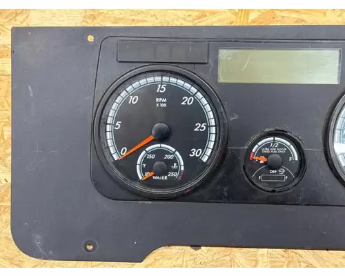 Freightliner Cascadia 125 Instrument Cluster