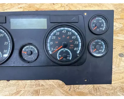 Freightliner Cascadia 125 Instrument Cluster