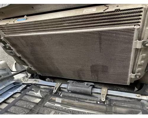 Freightliner Cascadia 125 Intercooler