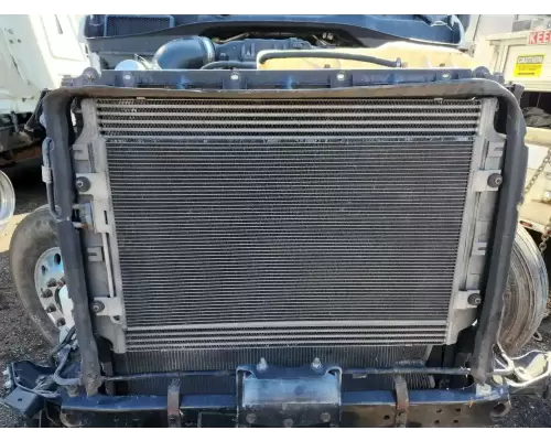 Freightliner Cascadia 125 Intercooler