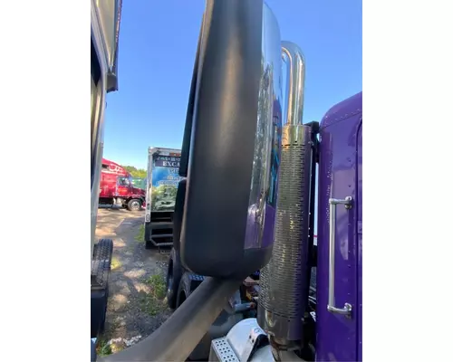 Freightliner Cascadia 125 Mirror (Side View)