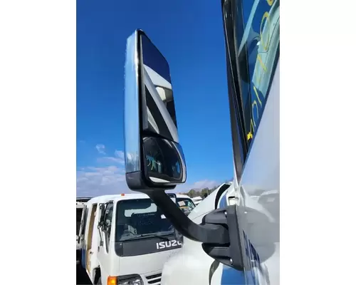 Freightliner Cascadia 125 Mirror (Side View)