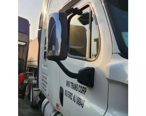 Freightliner Cascadia 125 Mirror (Side View)