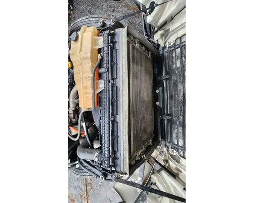 Freightliner Cascadia 125 Radiator