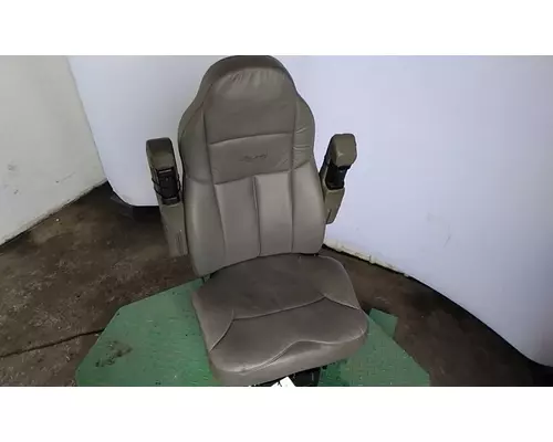 Seat, Front FREIGHTLINER CASCADIA 125 LKQ Western Truck Parts