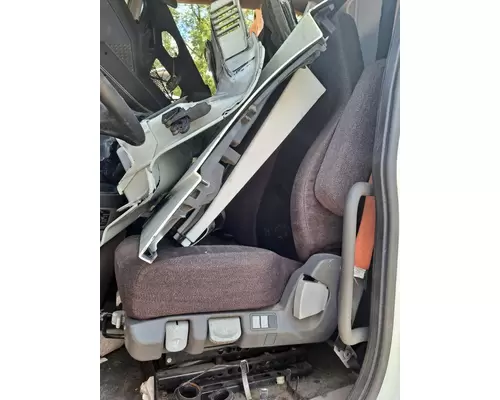Seat, Front FREIGHTLINER CASCADIA 125 LKQ Evans Heavy Truck Parts