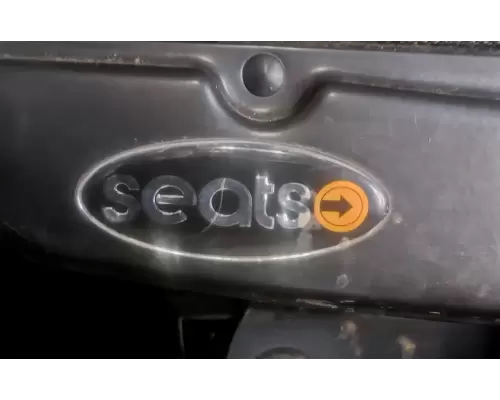 Freightliner Cascadia 125 Seat, Front