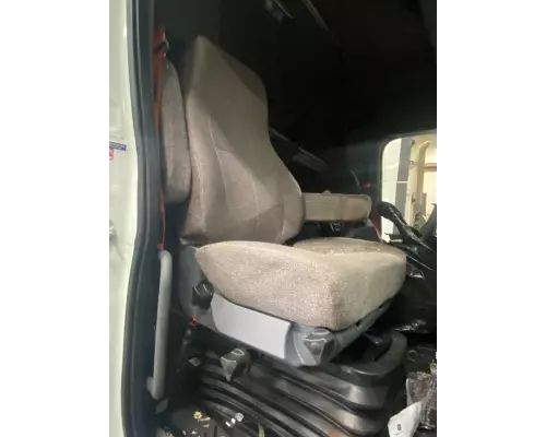 Freightliner Cascadia 125 Seat, Front