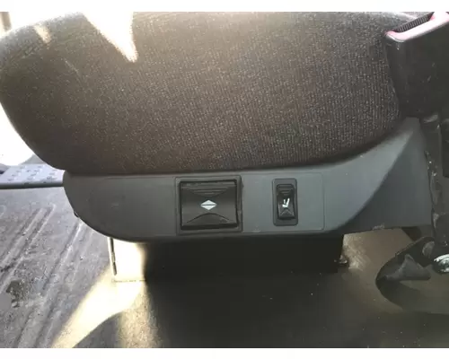 Freightliner Cascadia 125 Seat, Front