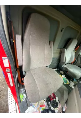 Freightliner Cascadia 125 Seat, Front