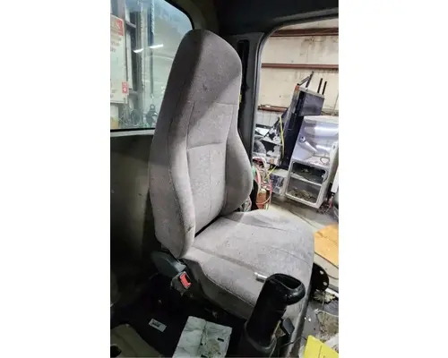 Freightliner Cascadia 125 Seat, Front
