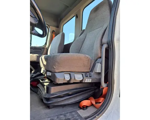 Seat, Front FREIGHTLINER CASCADIA 125 LKQ Evans Heavy Truck Parts
